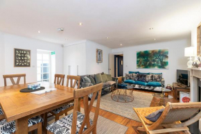 Lovely 2 bedroom flat in Chelsea, sleeps 4